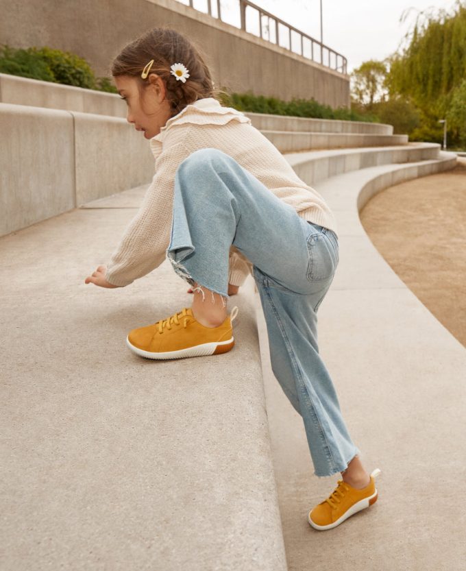 Big Kids' KNX Leather Sneaker  |  Daffodil/Star White