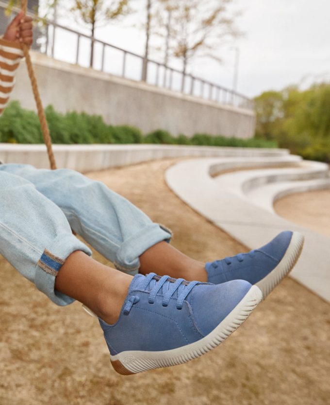 Big Kids' KNX Leather Sneaker  |  Martini Olive/Evening Primrose