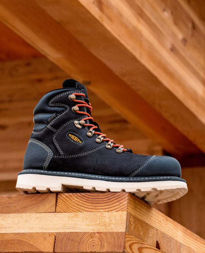 Men's Cincinnati+ 6" Waterproof 90° Heel Boot (Carbon Toe)  |  Black/Sandshell