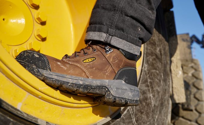 Women's Evanston 6" Waterproof Boot INT MET (Carbon Toe)  |  Bison/Black