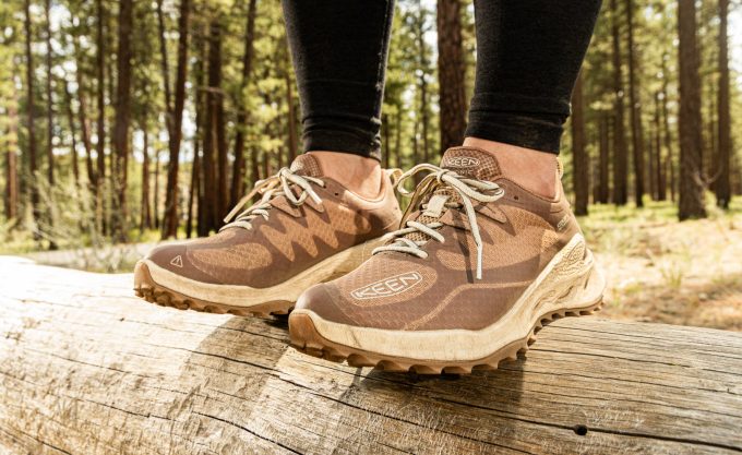 Women's Zionic Waterproof Hiking Shoe  |  Black/Black