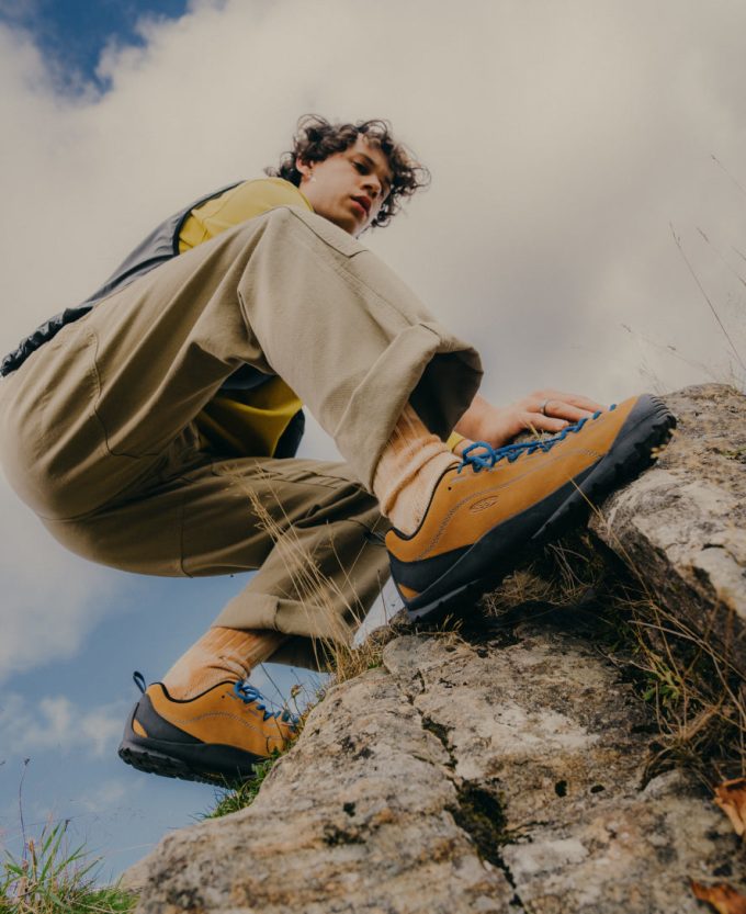 Men's Jasper Sneaker  |  Cathay Spice/Orion Blue